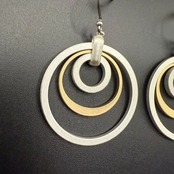 Geometric Gold and Silver Tone Circle Dangle Earrings - Picture 2 of 3